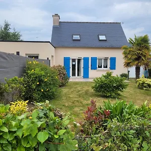  Holiday home Ker Yoda